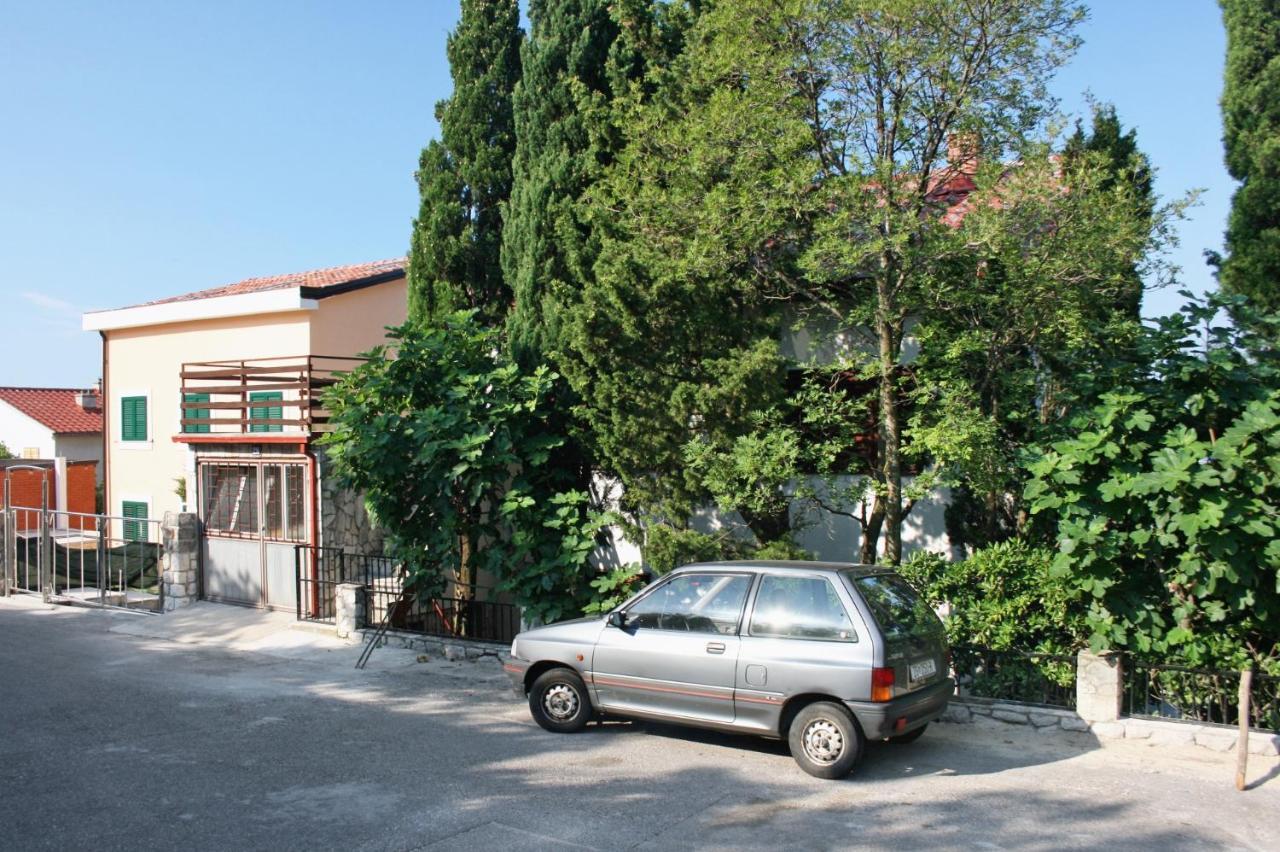 Apartments With A Parking Space Selce, Crikvenica - 5531 Экстерьер фото